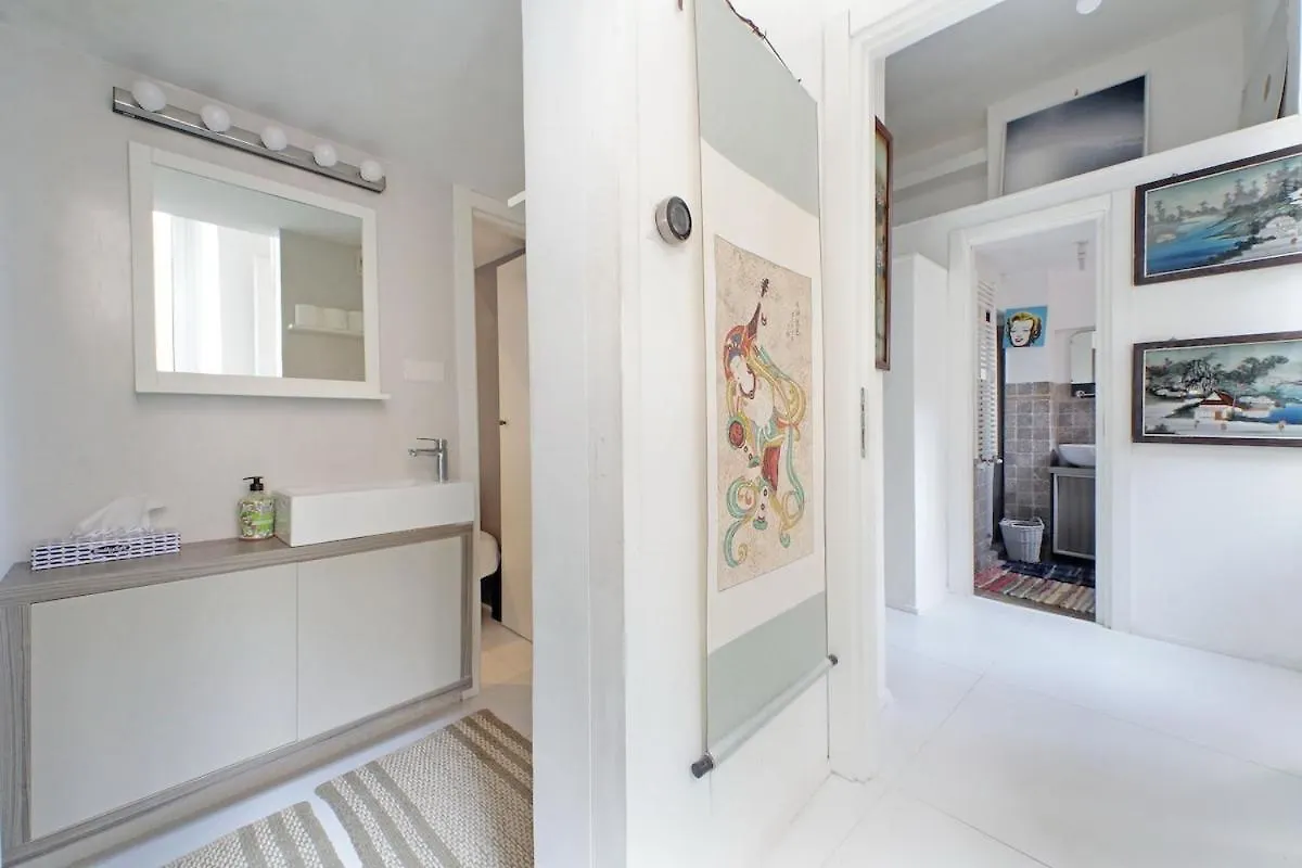 Beautiful Monti Apartment Panisperna روما
